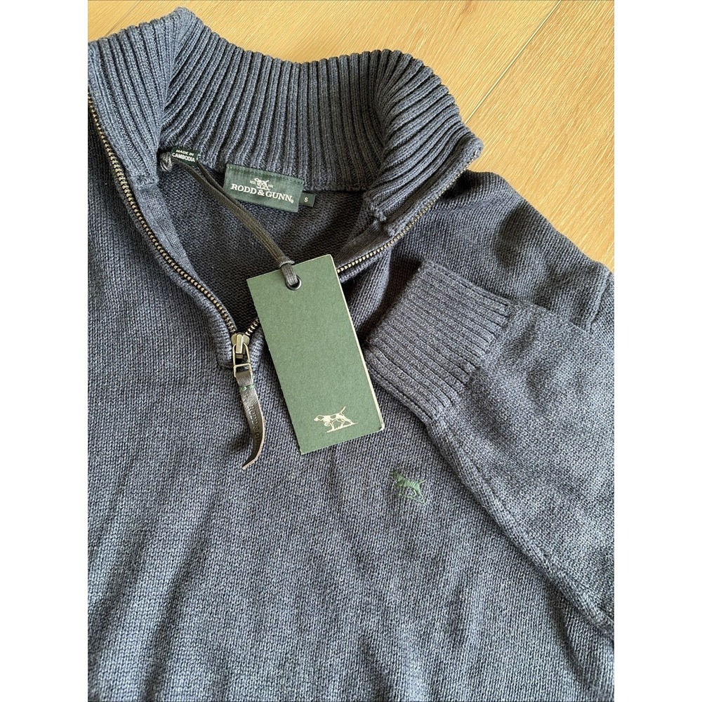 RODD & GUNN Mens Navy 1/4 Quarter Zip Sweater Pullover  Size Small‎ NWT